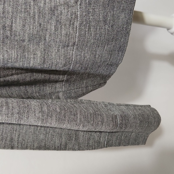 Uniqlo Sweater Mock Neck Merino Wool Grey XL Lightweight Knit Long Sleeve Preppy - Picture 5 of 13